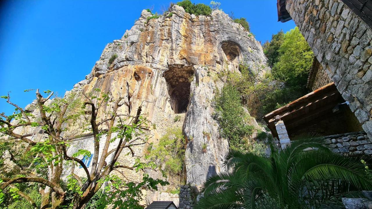 Lou Mouli Di Baou Bed & Breakfast Labeaume Luaran gambar