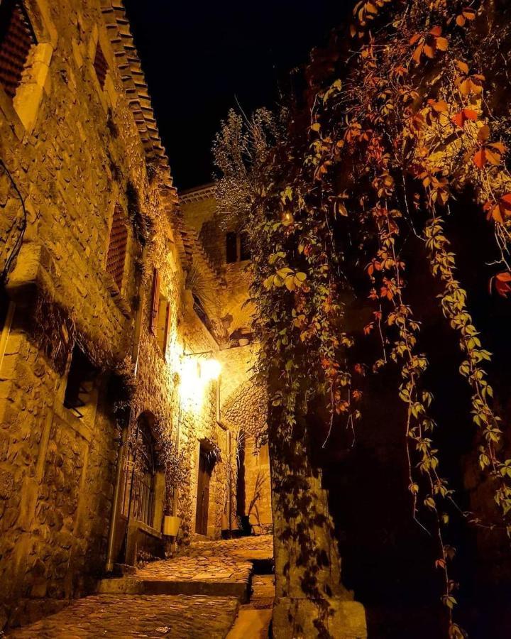 Lou Mouli Di Baou Bed & Breakfast Labeaume Luaran gambar