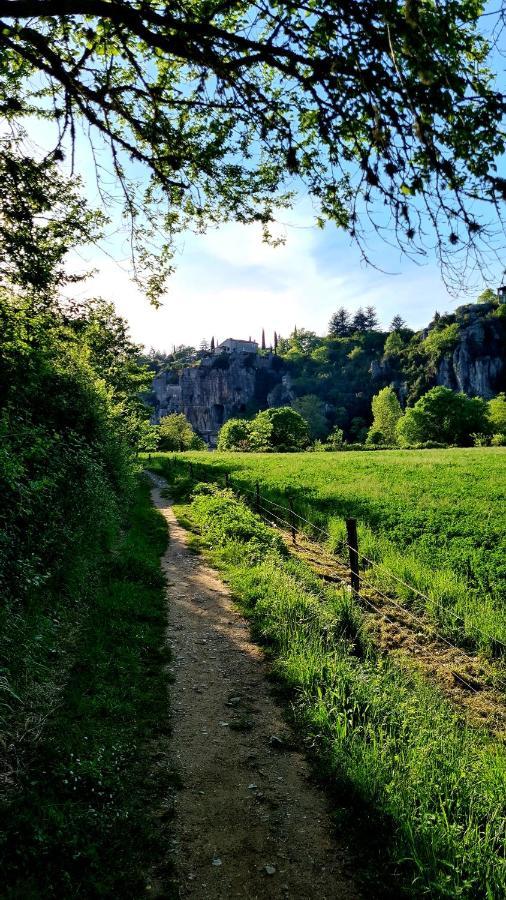 Lou Mouli Di Baou Bed & Breakfast Labeaume Luaran gambar